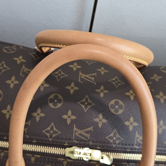 Louis Vuitton Sirius 70 Suitcase - Picture 13 of 16
